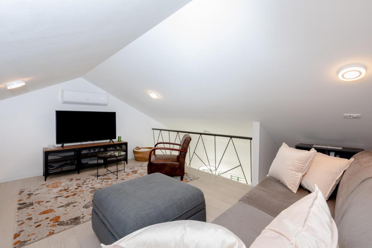 Apartment "Dida" With Free Private Parking Solin Exterior photo