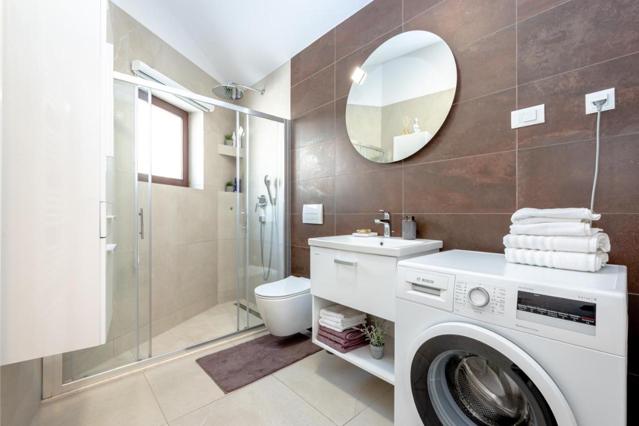 Apartment "Dida" With Free Private Parking Solin Exterior photo